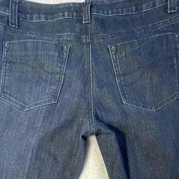 DKNY Women’s  Dark Wash Jeans SIZE 10 - Picture 9 of 13